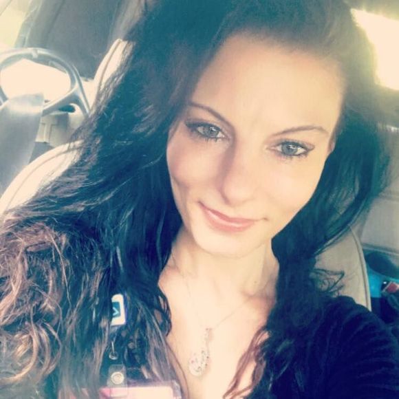 Meet your Posher, Heather - Picture 1 of 1